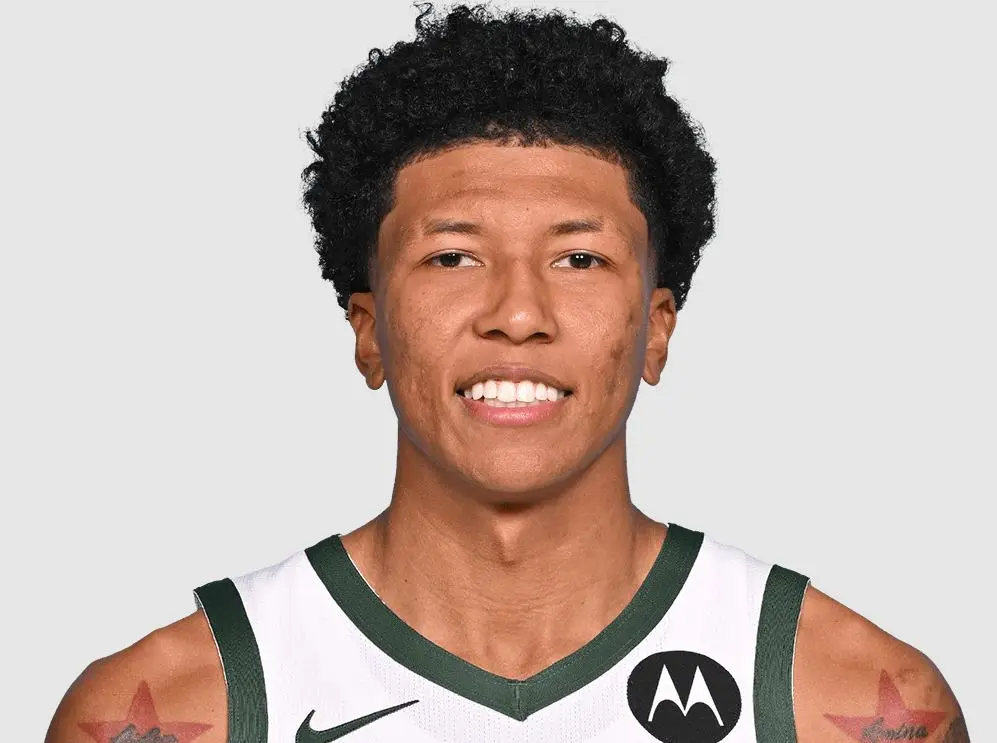 爱游戏官网西亚卡姆在MAD比赛中刷新纪录里程碑夜密尔沃基雄鹿伤情更新，这一次真的风云突变广东宏远今晨造点机会的简单介绍